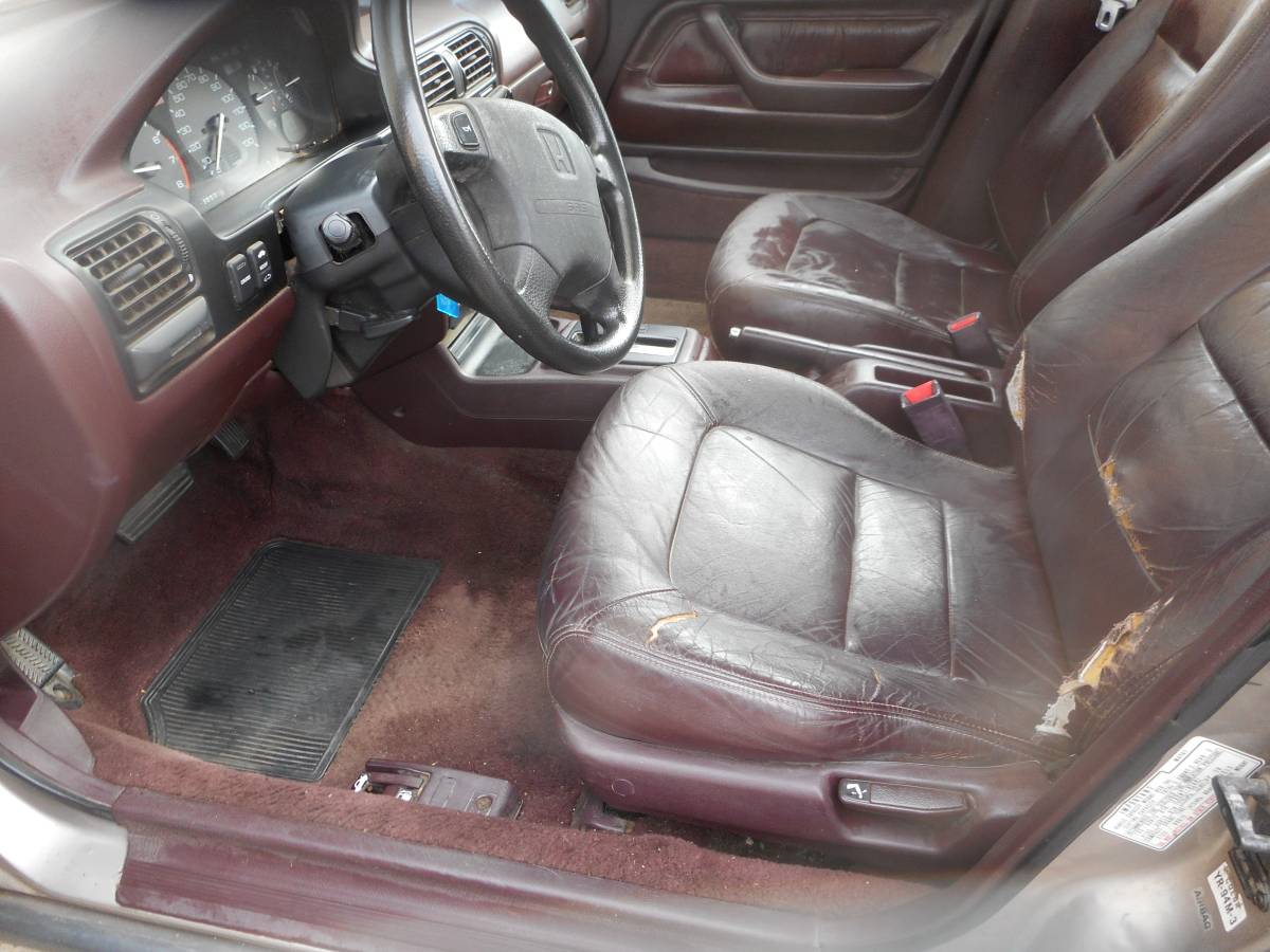 Honda-accord-1993-brown-14