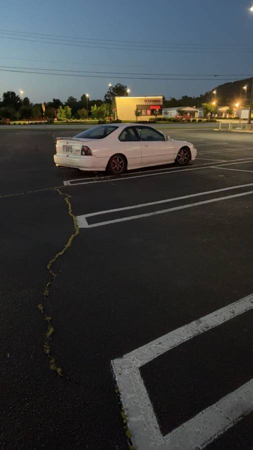 Honda-accord-1994-white-1
