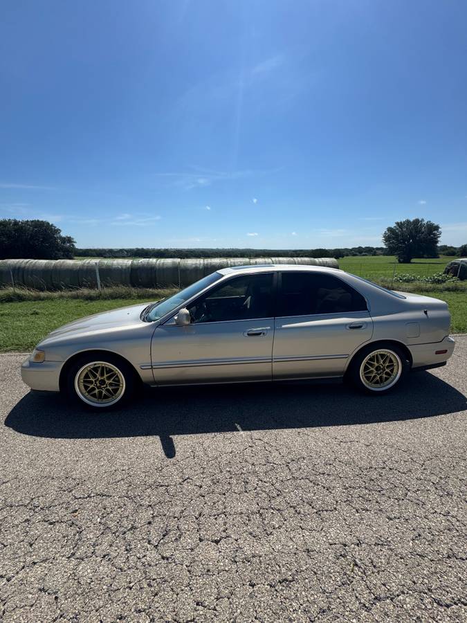 Honda-accord-1994