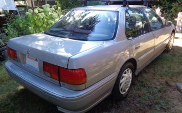Honda-accord-ex-1992-silver-1