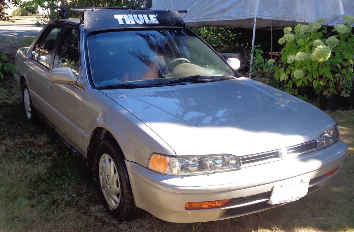 Honda-accord-ex-1992-silver
