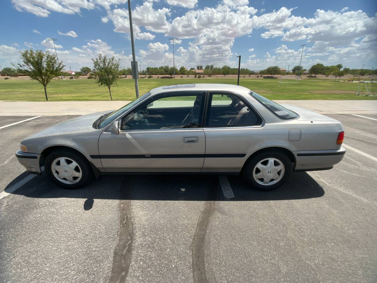 Honda-accord-ex-coupe-1993-11
