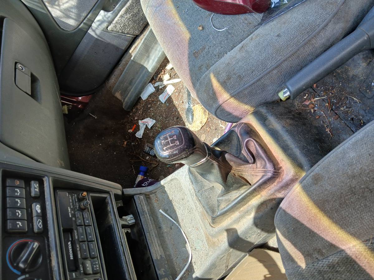 Honda-accord-ex-manual-transmission-1992-red-8