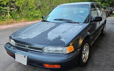 Honda-accord-lx-wagon-1993-grey-10