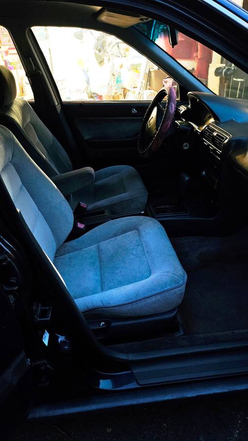 Honda-accord-lx-wagon-1993-grey-14