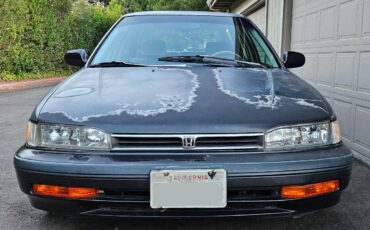 Honda-accord-lx-wagon-1993-grey-3