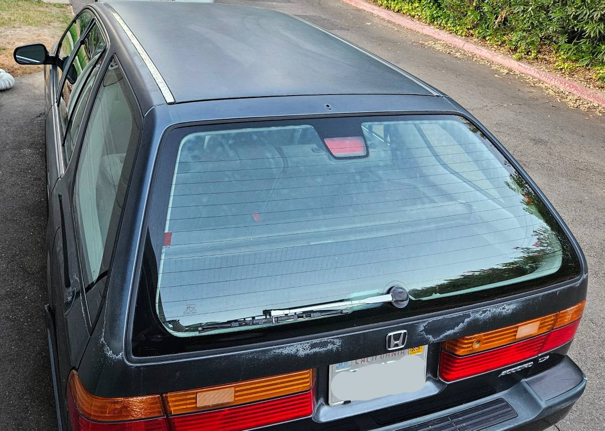 Honda-accord-lx-wagon-1993-grey-7