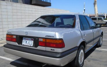 Honda-accord-lxi-1987-5
