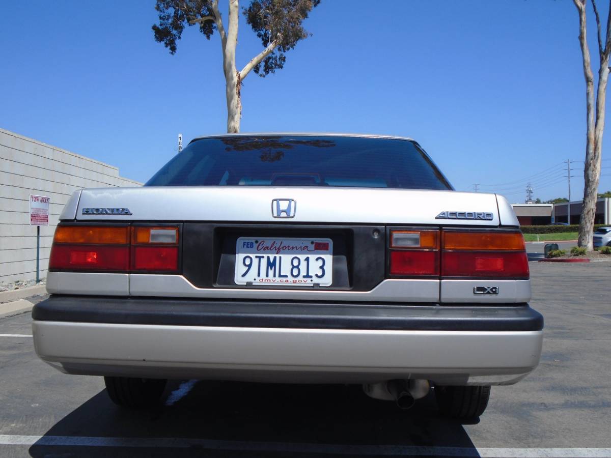 Honda-accord-lxi-1987-7