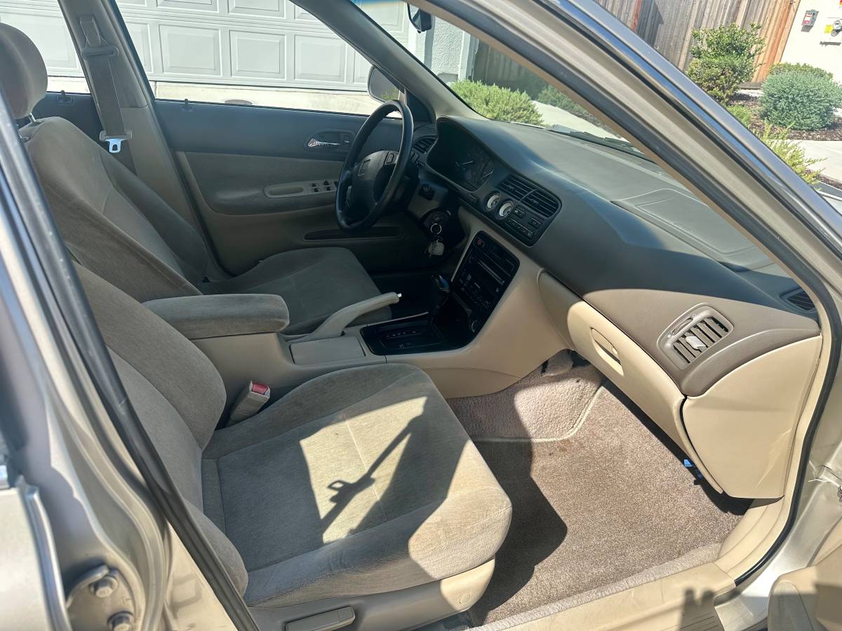 Honda-accord-sedan-lx-1995-3