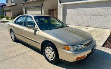 Honda-accord-sedan-lx-1995-6