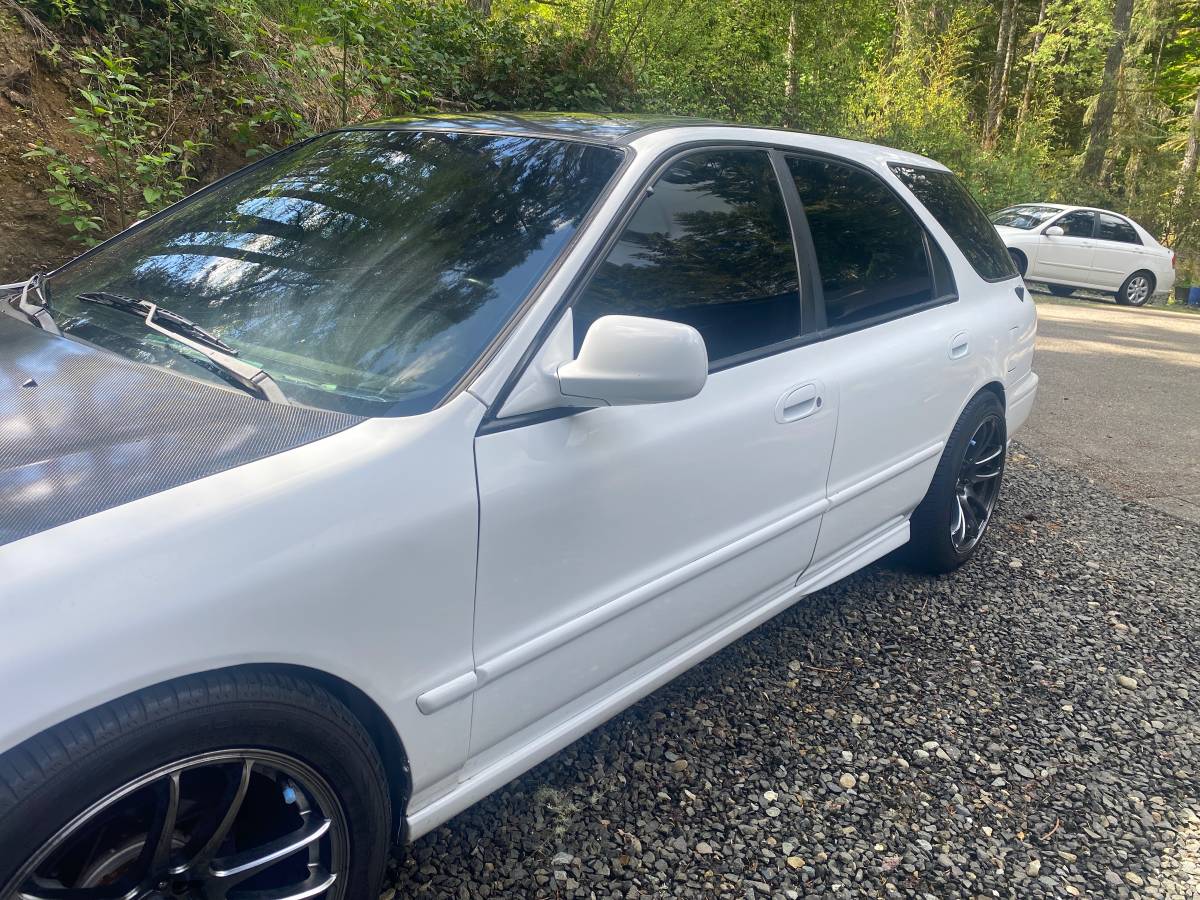 Honda-accord-wagon-1994-white-11