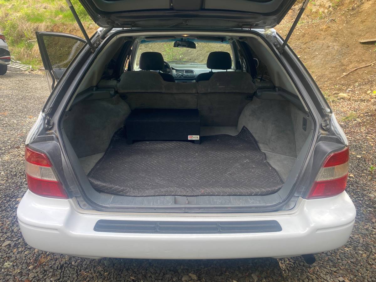 Honda-accord-wagon-1994-white-5
