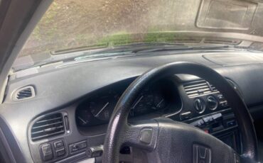 Honda-accord-wagon-1994-white-9
