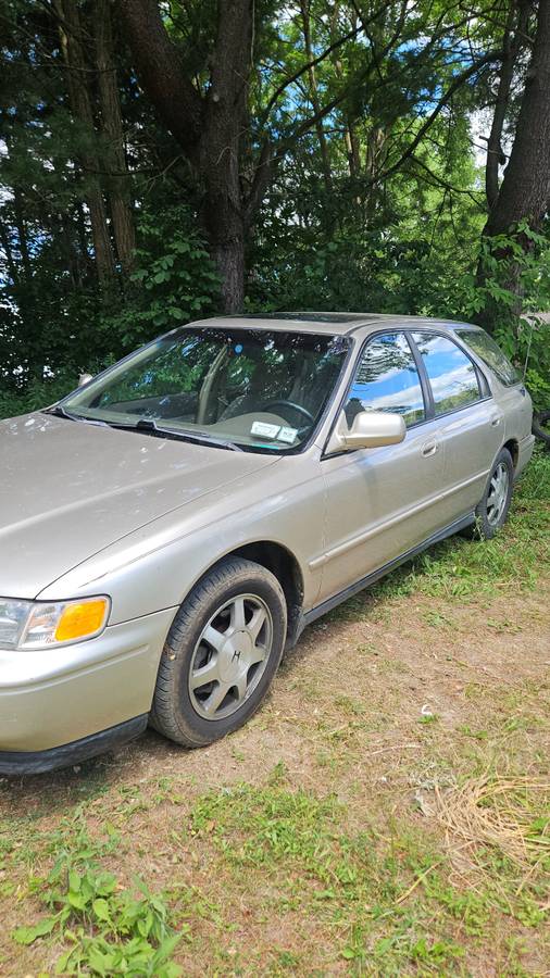 Honda-accord-wagon-ex-1995