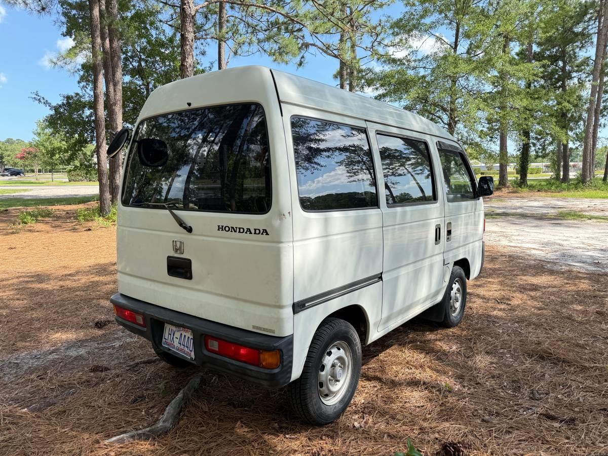 Honda-acty-1992-white-16