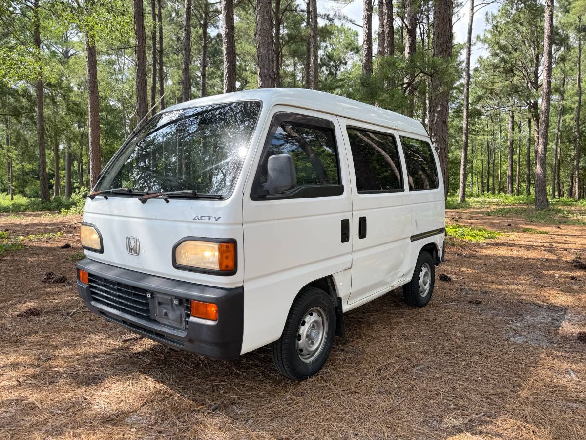 Honda-acty-1992-white-17