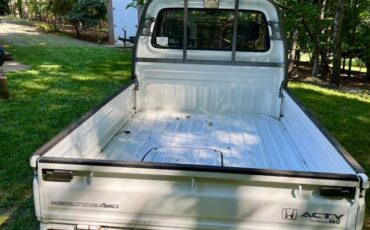 Honda-acty-1994-white-4