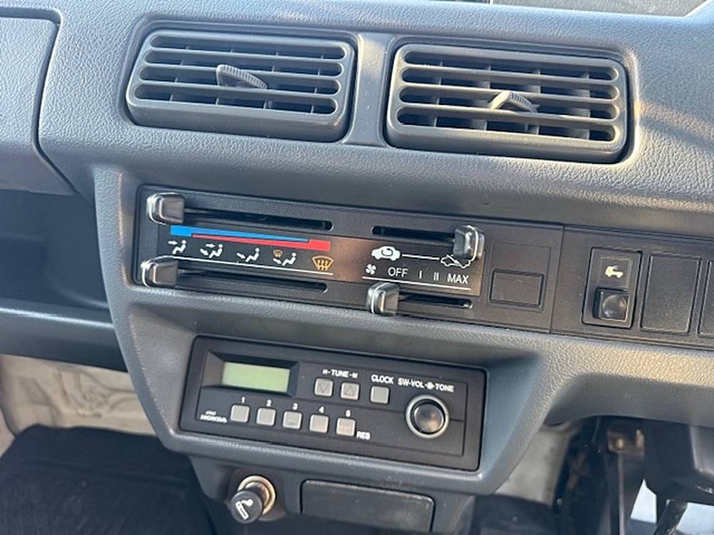 Honda-acty-4wd-1989-white-6
