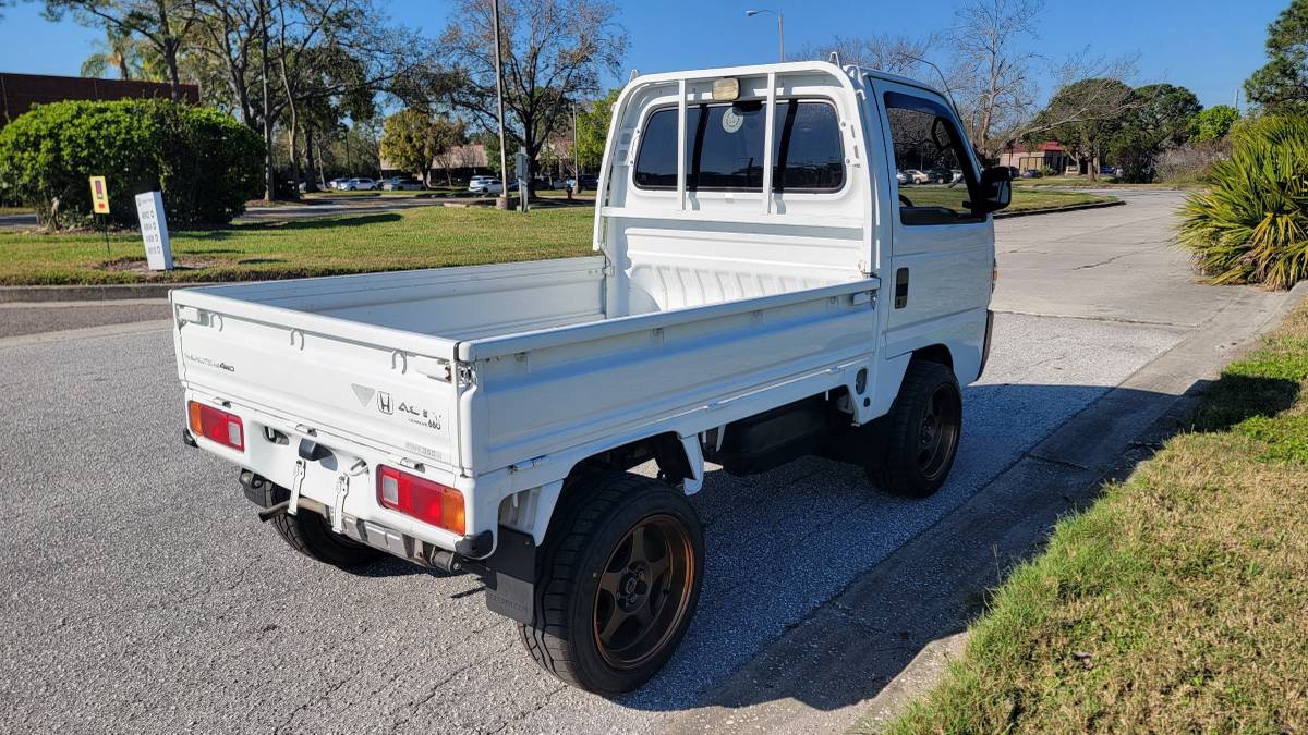 Honda-acty-minitruck-1994-white-3