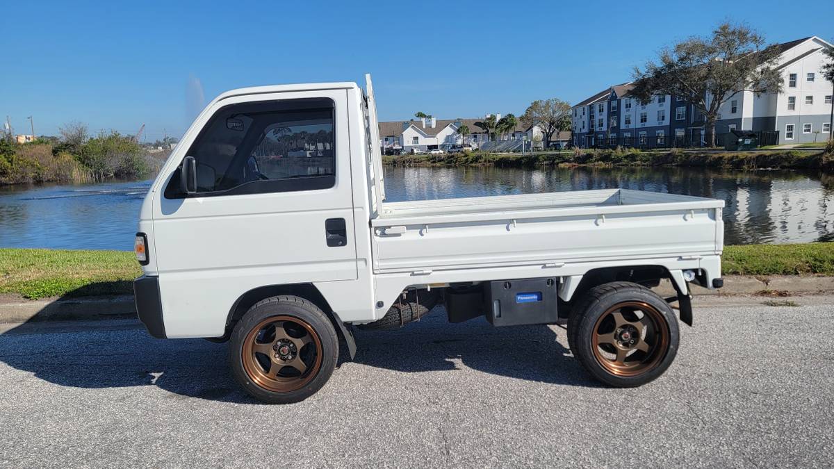 Honda-acty-minitruck-1994-white