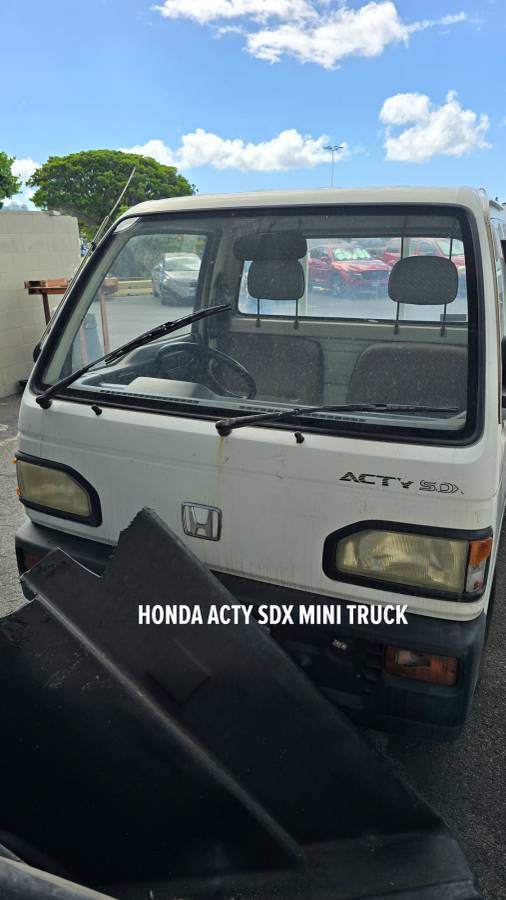 Honda-acty-sdx-mini-truck-1993-white-2