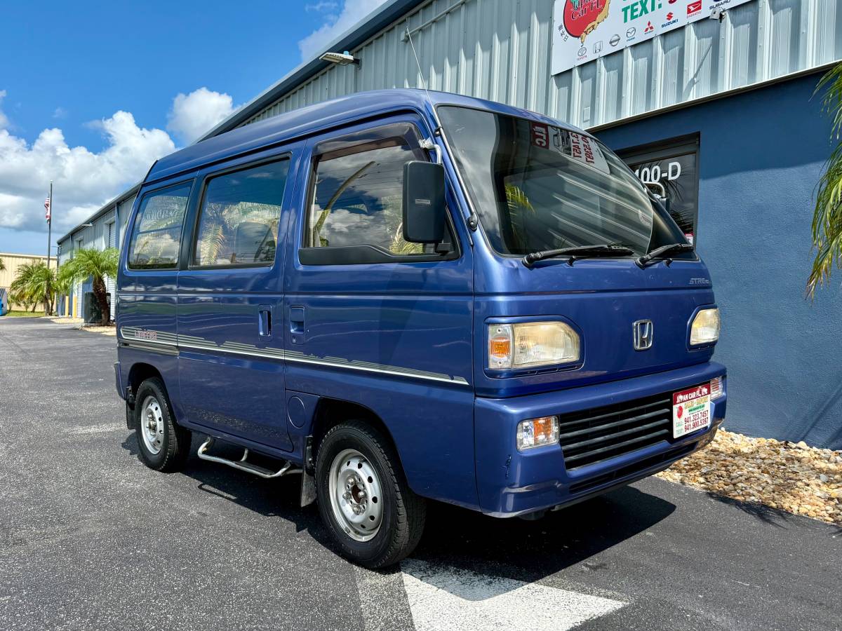 Honda-acty-van-1993-blue