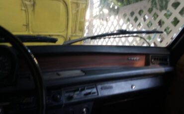Honda-civic-hatchback-1976-yellow-19