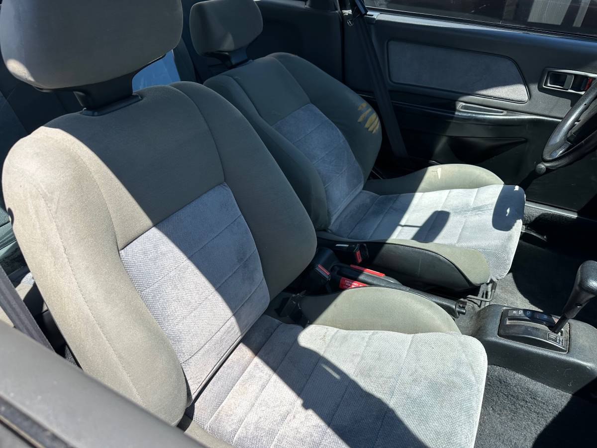 Honda-civic-hatchback-1990-grey-4