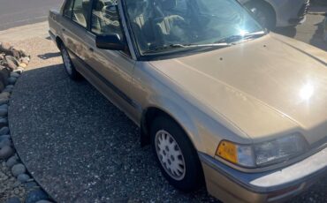 Honda-civic-lx-sedan-1989