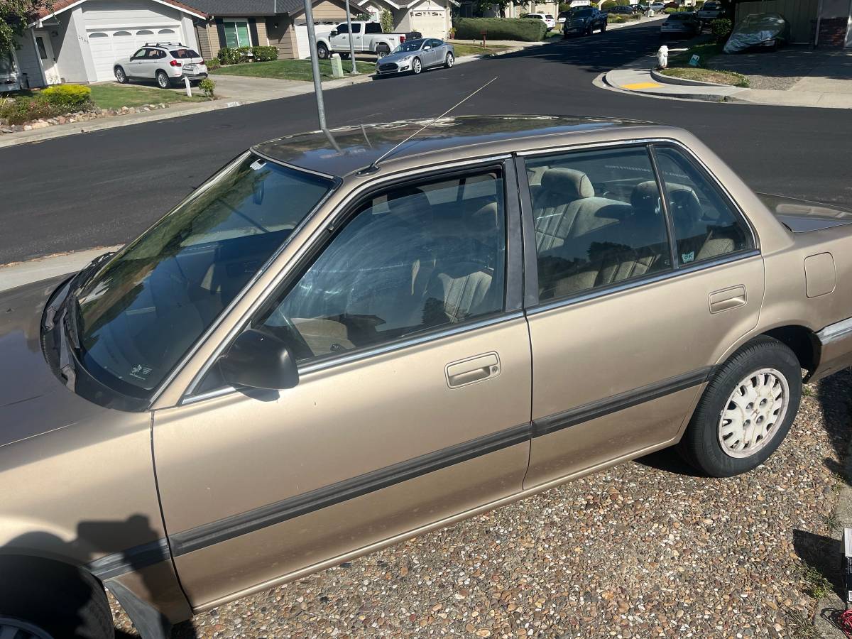Honda-civic-lx-sedan-1989-5