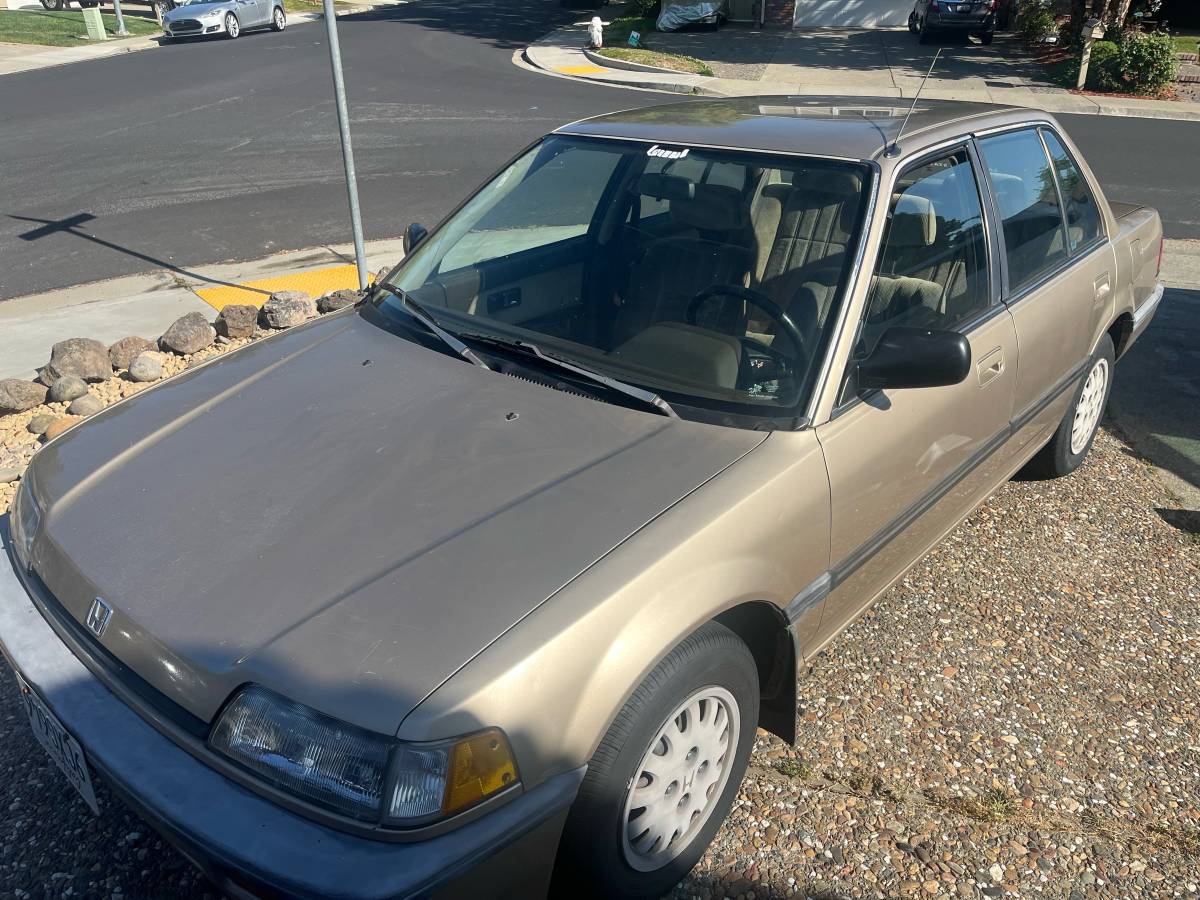 Honda-civic-lx-sedan-1989-6