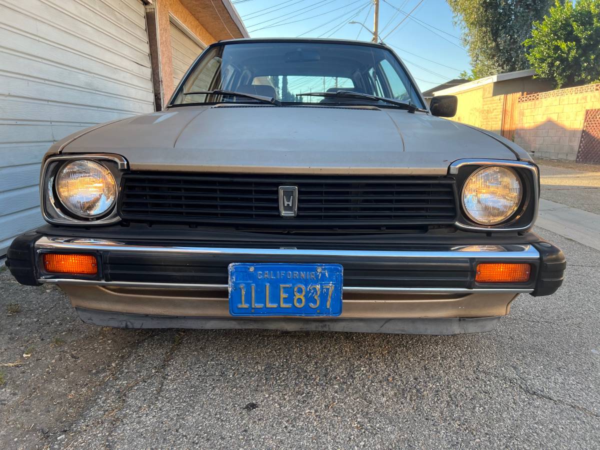 Honda-civic-wagon-1981-brown-2