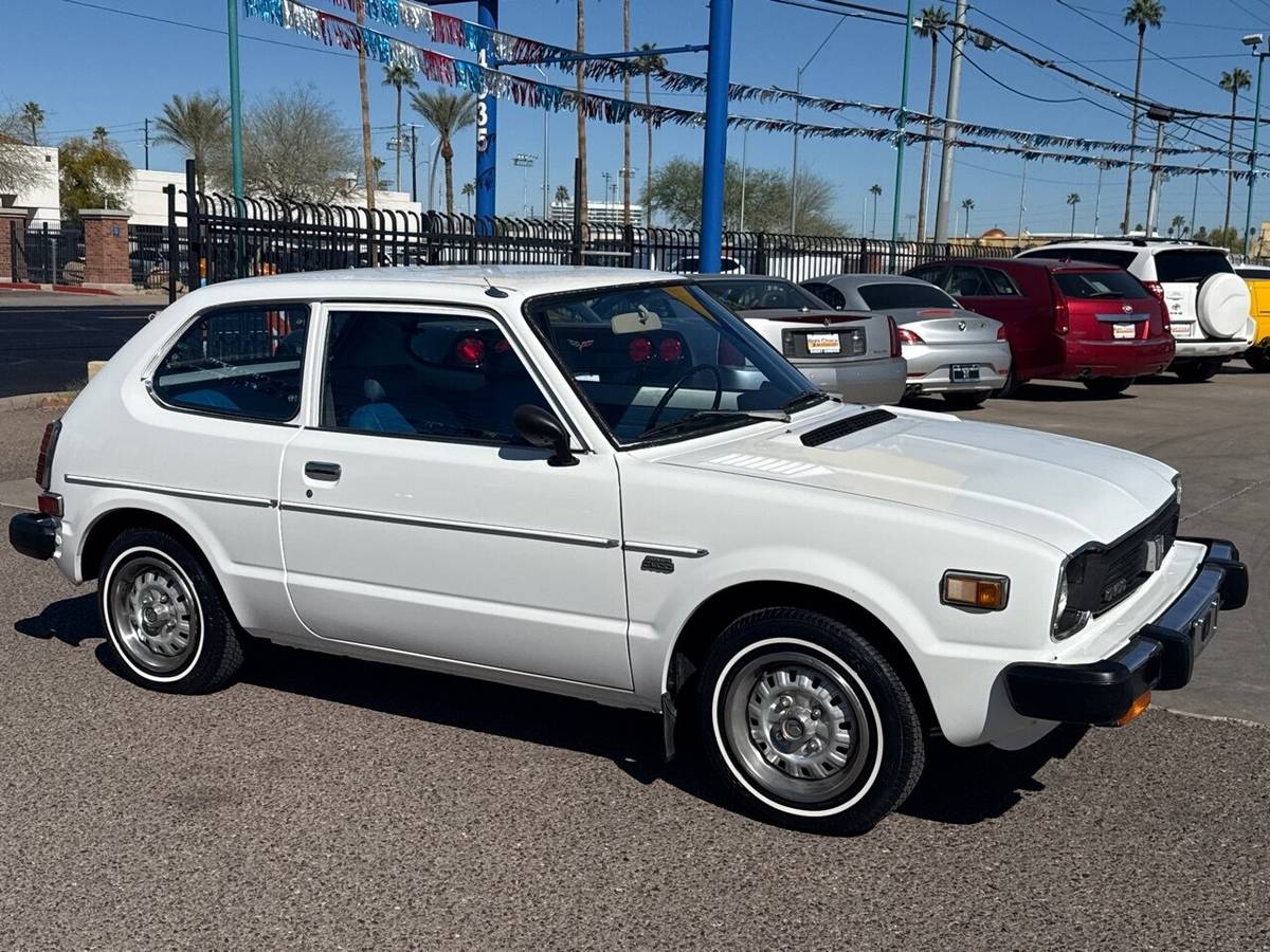 Honda-cvcc-1978-white-1