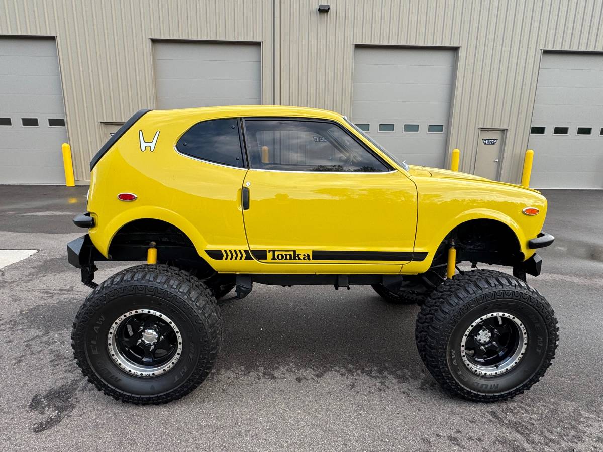 Honda-n600-suzuki-samurai-1972-yellow-3