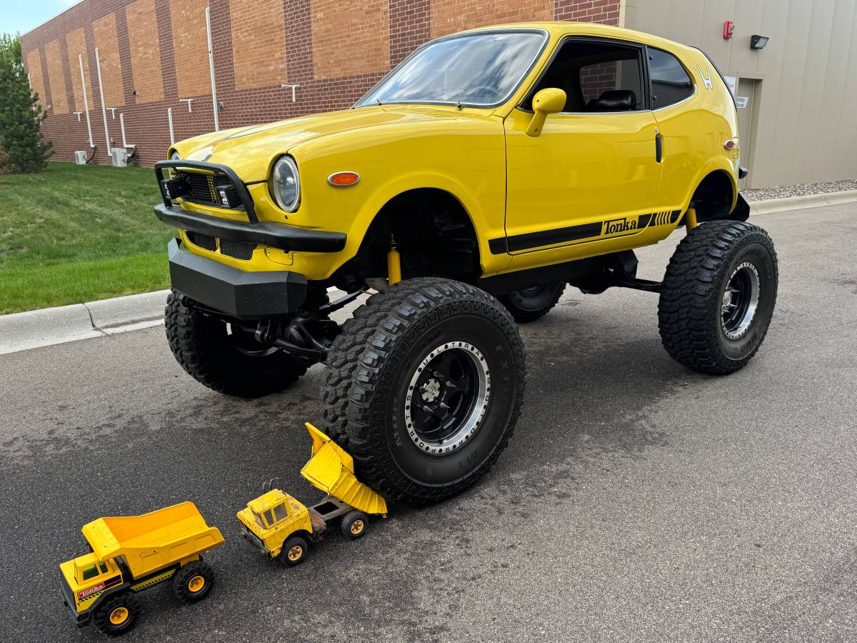 Honda-n600-suzuki-samurai-1972-yellow