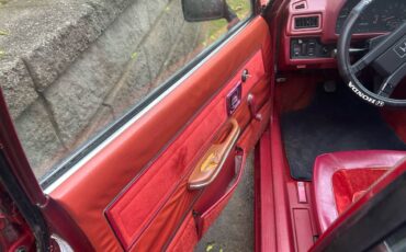 Honda-prelude-1982-red-2