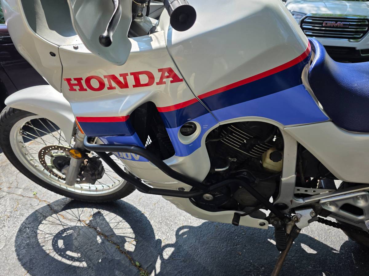 Honda-transalp-1989-3