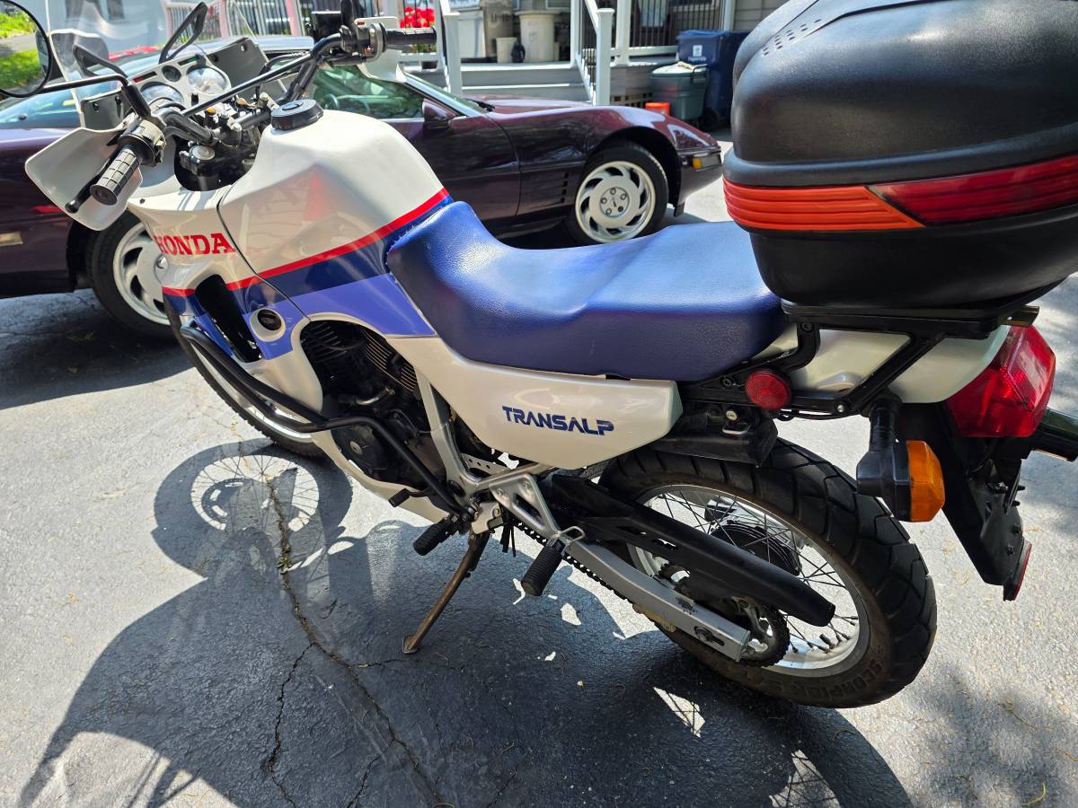 Honda-transalp-1989-4
