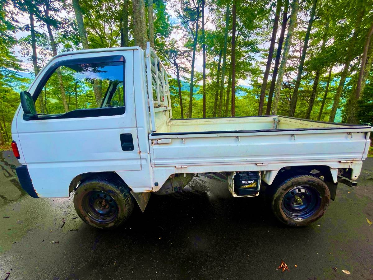 Honmoku-mini-truck-collectable-1993-white-4