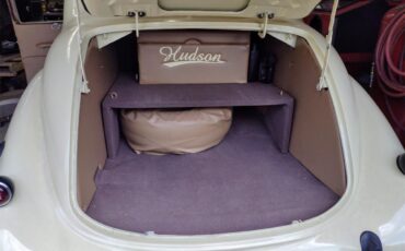 Hudson-2-dr-coupe-1937-Saxony-tan-1