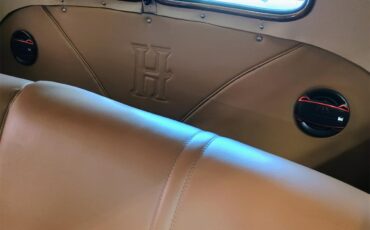Hudson-2-dr-coupe-1937-Saxony-tan-10