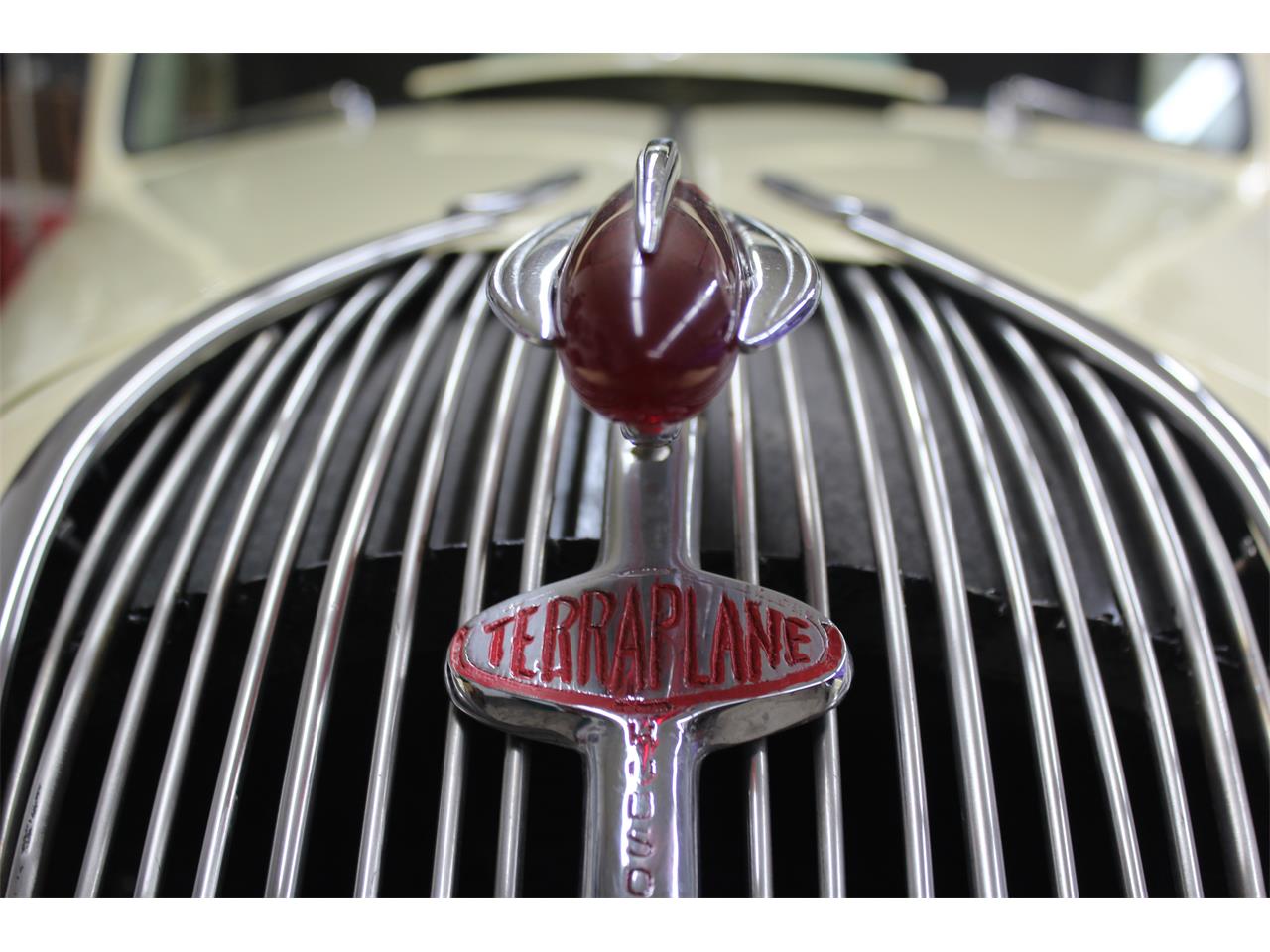 Hudson-2-dr-coupe-1937-Saxony-tan-11