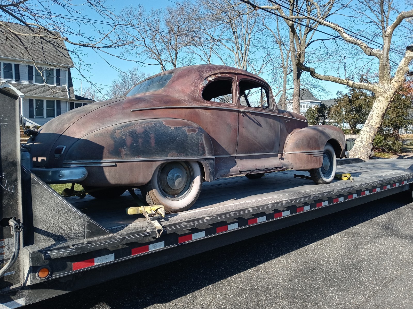 Hudson-Six-1947-12