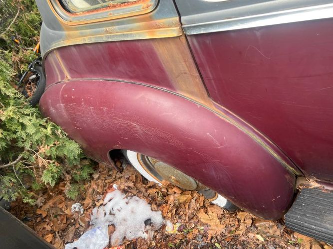 Hudson-Super-six-1941-Purple-2