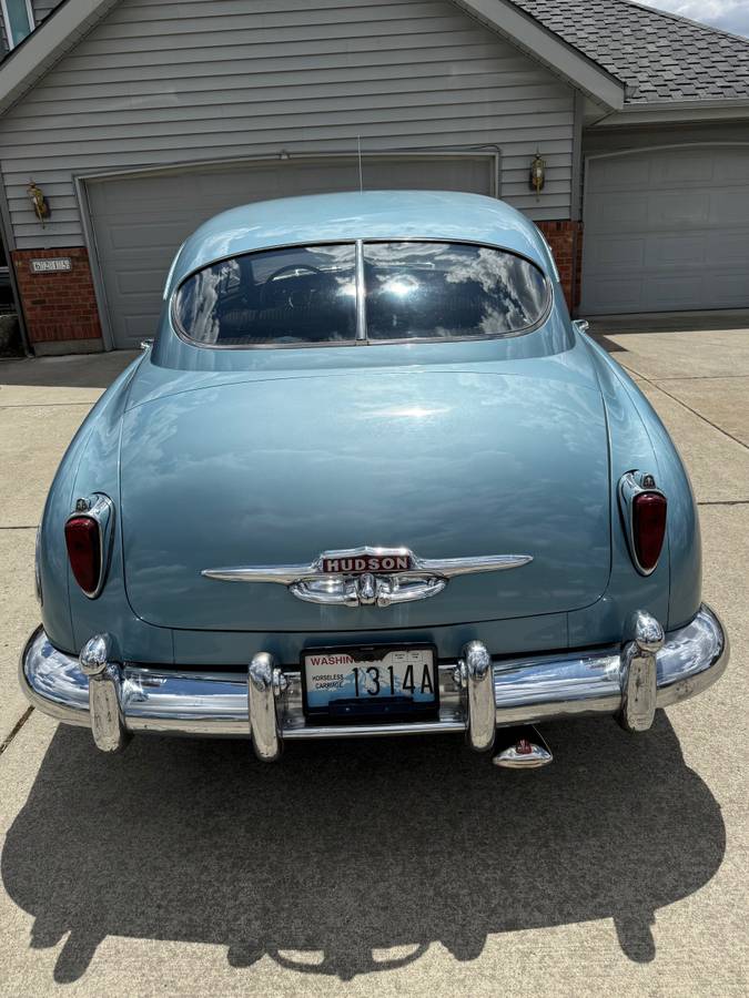 Hudson-commodore-1950-blue-10