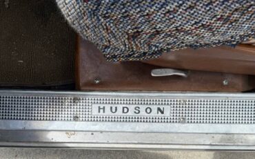 Hudson-commodore-1950-blue-11