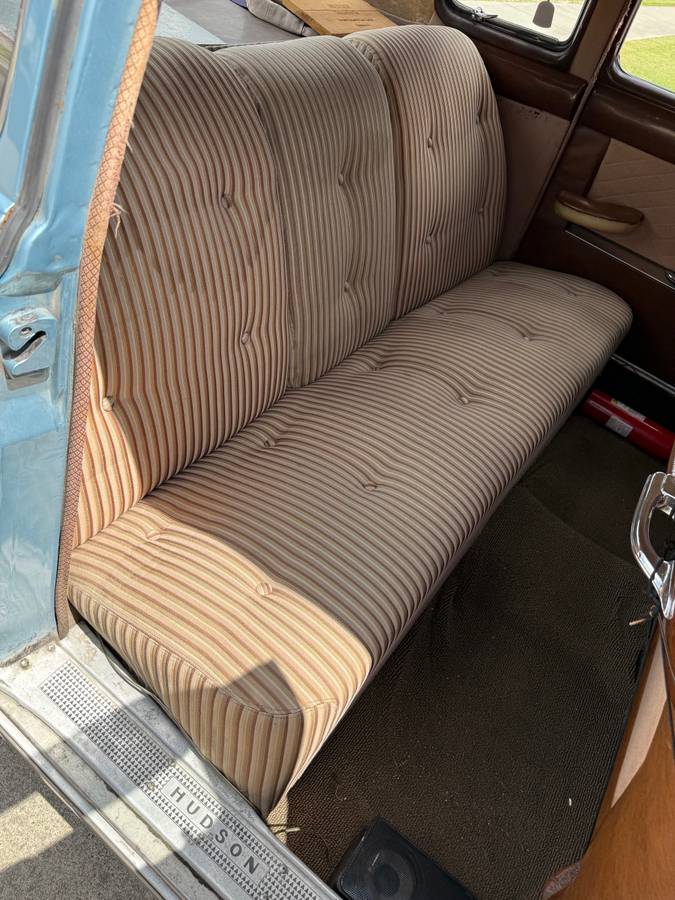Hudson-commodore-1950-blue-6