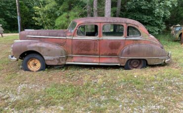 Hudson-commodore-eight-1947-red-10