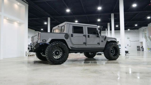 Hummer-H1-1994-SUV-2